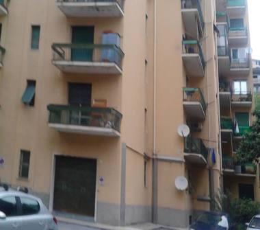 Quadrilocale in vendita a Genova, Zona Pra