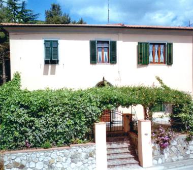 Casa indipendente in vendita a Santa Luce, Frazione Pomaia
