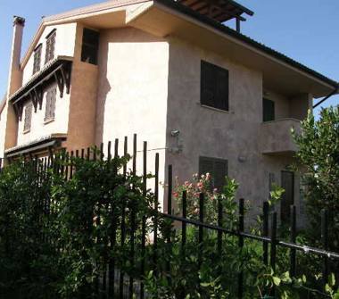 Villa in vendita a Guidonia Montecelio, Frazione Colle Verde