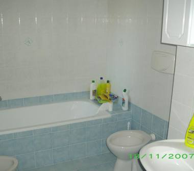 Trilocale in vendita a Pomezia (Roma)