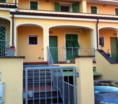 Villetta a schiera in vendita a Aulla, Frazione Albiano Magra