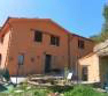 Rustico/Casale in vendita a Tavoleto (Pesaro e Urbino)