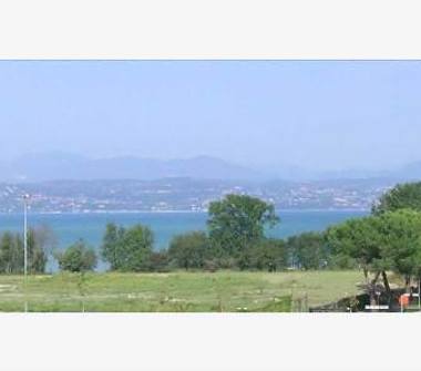 Trilocale in vendita a Sirmione, Frazione Colombare