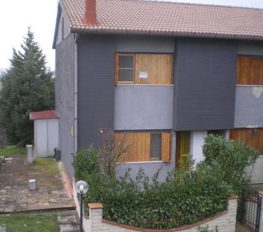 Villetta a schiera in vendita a Faeto, Frazione Villaggio San Leonardo