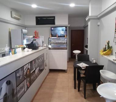 Bar in vendita a Palermo, Zona Notarbartolo