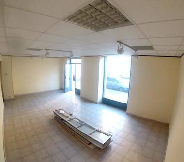 Negozio in vendita a Torino, Zona Barriera Milano