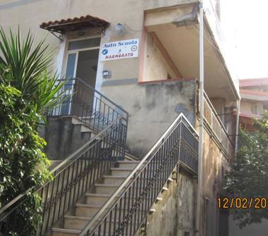 Casa indipendente in vendita a Vibo Valentia, Frazione Vibo Marina