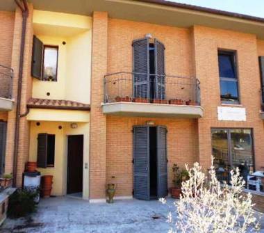 Quadrilocale in vendita a Asciano (Siena)