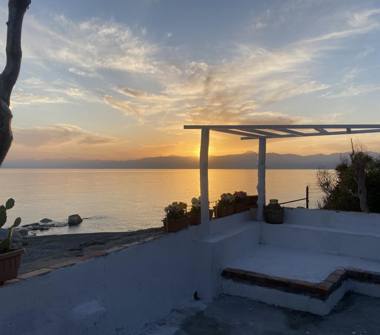 Affitto Bungalow Vacanze a Reggio Calabria, Frazione Bocale I