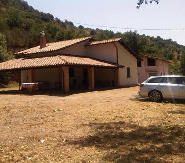 Rustico/Casale in vendita a Roggiano Gravina (Cosenza)