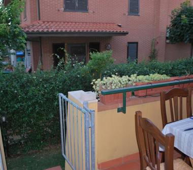 Villetta a schiera in vendita a Collesalvetti, Frazione Guasticce