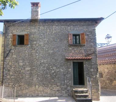 Casa indipendente in vendita a Careggine (Lucca)