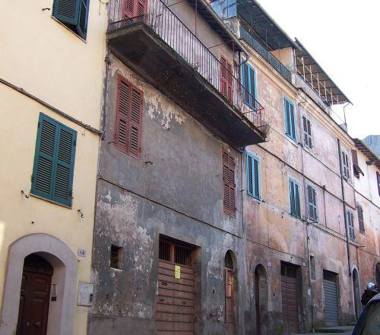 Palazzo/Stabile in vendita a Ronciglione (Viterbo)