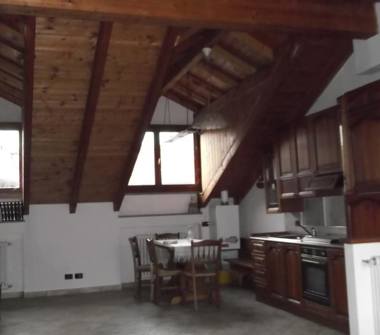 Loft/Open Space in vendita a Cogliate (Monza e Brianza)