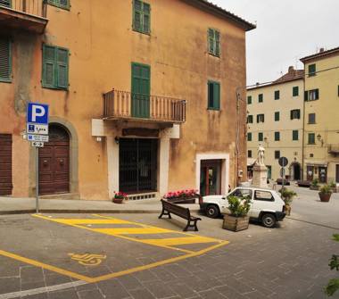 Quadrilocale in vendita a Scansano (Grosseto)