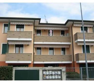 Quadrilocale in vendita a Monselice, Frazione San Bortolo