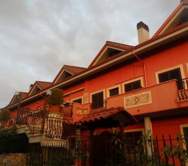 Trilocale in vendita a Fonte Nuova, Frazione Santa Lucia