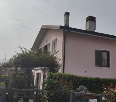 Villa in vendita a Origgio (Varese)