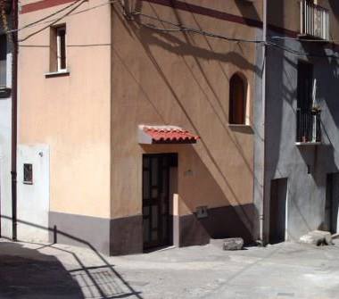 Casa indipendente in vendita a Sessa Aurunca (Caserta)