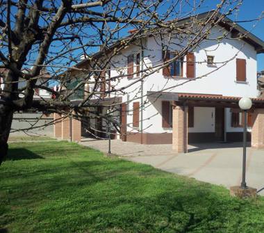 Casa indipendente in vendita a Gambolò (Pavia)