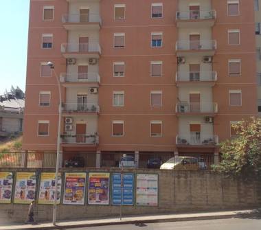 Quadrilocale in vendita a Caltanissetta, Frazione Centro città