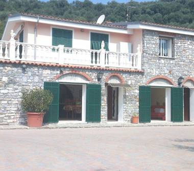 Affitto Villa Vacanze a Imperia, Frazione Poggi