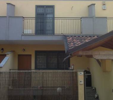 Villetta a schiera in vendita a Rescaldina (Milano)