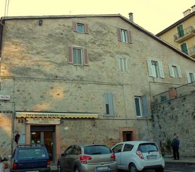 Porzione di casa in vendita a Camerino (Macerata)