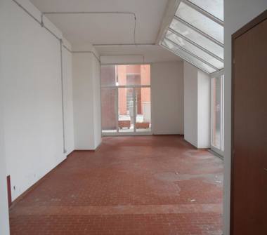 Negozio in vendita a Firenze, Zona Cintoia