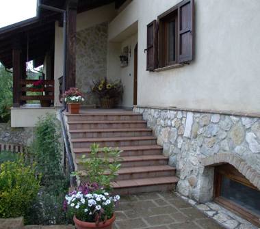 Villa in vendita a L'Aquila, Frazione Roio Piano