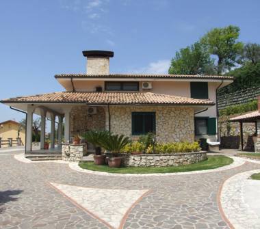 Villa in vendita a Apice (Benevento)