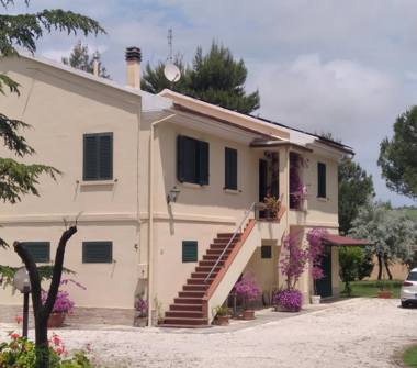 Rustico/Casale in vendita a Senigallia, Frazione Grottignino