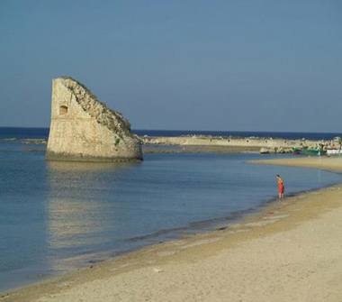 Affitto Appartamento Vacanze a Salve, Frazione Torre Pali