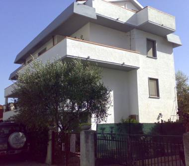 Quadrilocale in vendita a Viareggio, Frazione Torre Del Lago Puccini