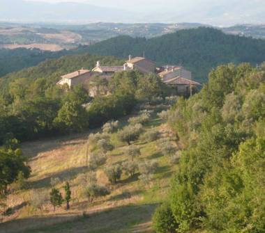 Rustico/Casale in vendita a Spoleto, Frazione Arezzo