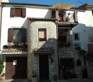 Casa indipendente in vendita a Falerna, Frazione Castiglione Marittimo