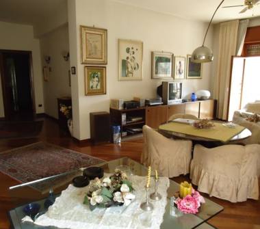 Quadrilocale in vendita a Salerno, Frazione Centro città