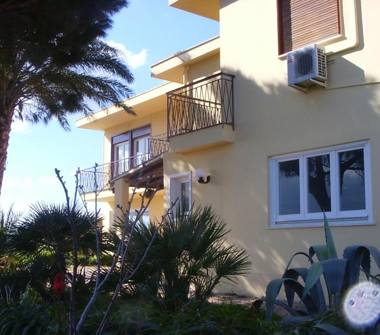 Casa indipendente in vendita a Messina, Frazione Ganzirri