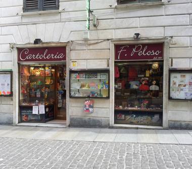 Cartoleria/Libreria in vendita a Genova, Zona Centro Storico