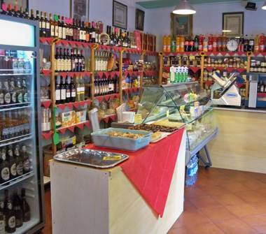 Negozio di alimentari in vendita a Firenze, Zona Rifredi