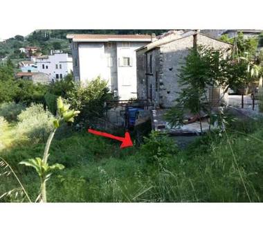 Rustico/Casale in vendita a Sgurgola (Frosinone)