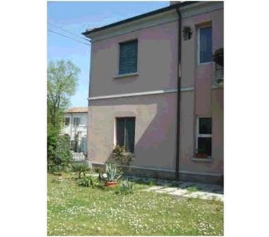 Rustico/Casale in vendita a Bagnacavallo (Ravenna)