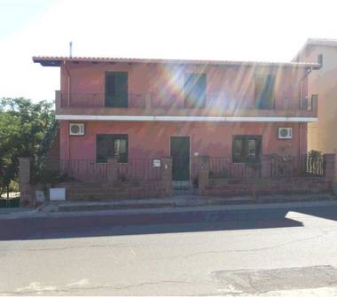 Casa indipendente in vendita a Santadi (Sud Sardegna)