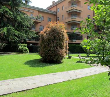 Quadrilocale in vendita a Milano, Zona Certosa