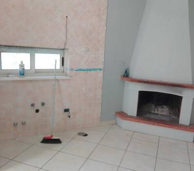 Trilocale in vendita a Giugliano in Campania, Frazione Varcaturo