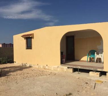 Altro in vendita a Manduria, Frazione Uggiano Montefusco