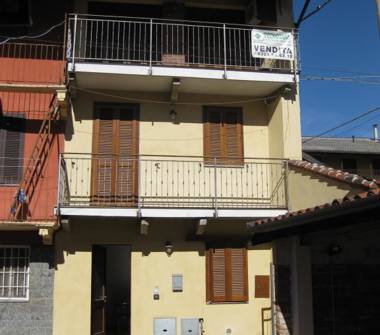 Altro in vendita a Cameri (Novara)