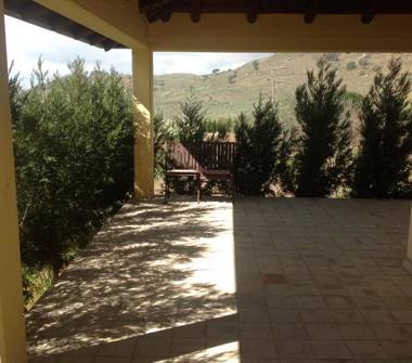 Casa indipendente in vendita a Mazzarino (Caltanissetta)