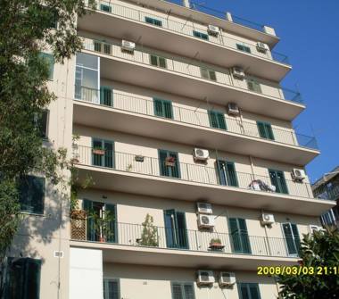 Appartamento in vendita a Palermo, Zona Zisa