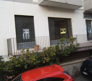 Negozio in vendita a Sassari, Frazione Centro città